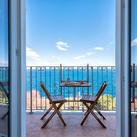 Cielo E Mare: Charming Seaside Retreat in Old Village Heart Castelsardo Exterior photo