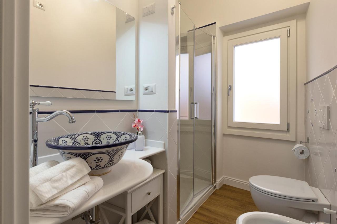 Cielo E Mare: Charming Seaside Retreat in Old Village Heart Castelsardo Exterior photo