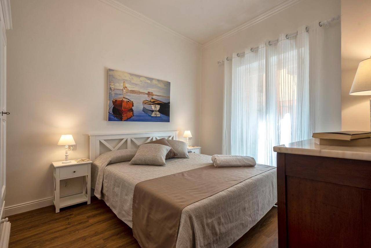 Cielo E Mare: Charming Seaside Retreat in Old Village Heart Castelsardo Exterior photo